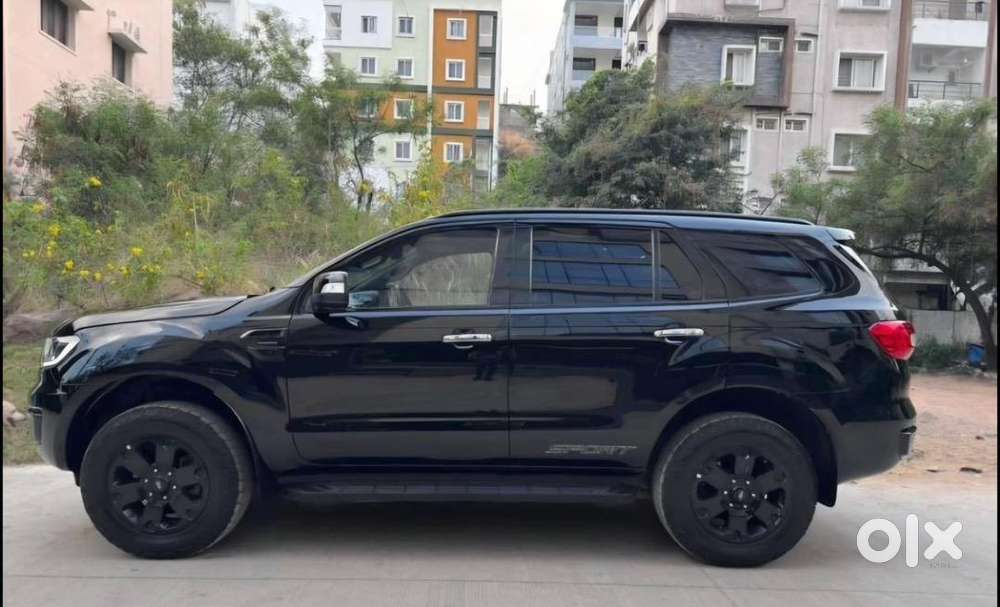 Ford Endeavour 2l Tit+ 4x4 At (sport)