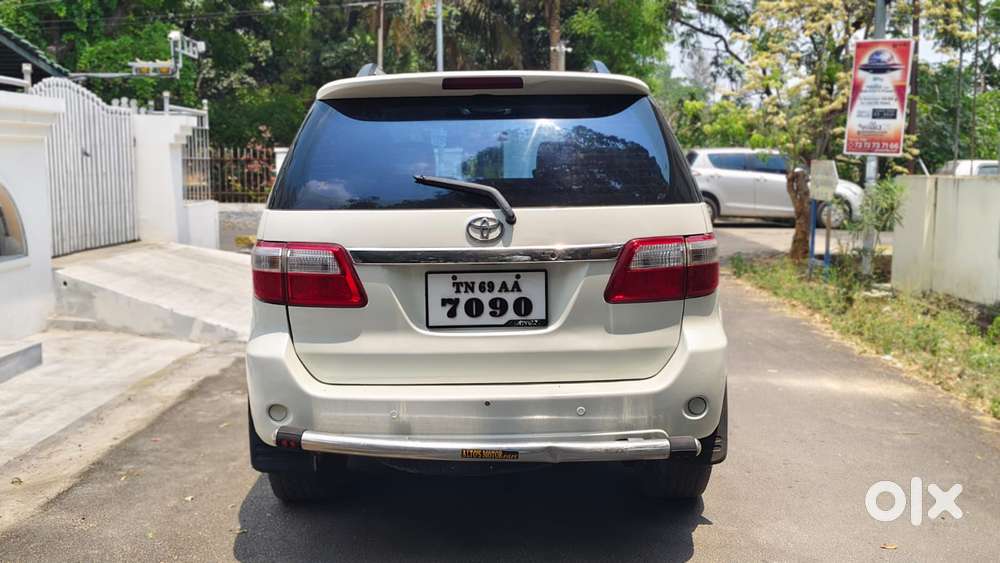 Toyota Fortuner 3.0 4x4 Manual, 2010, Diesel