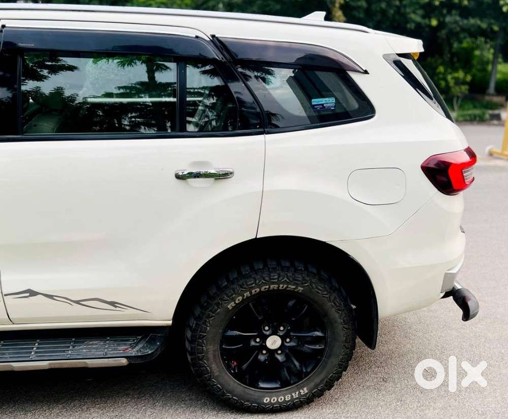 Ford Endeavour 3.2 Titanium At 4x4, 2016, Diesel