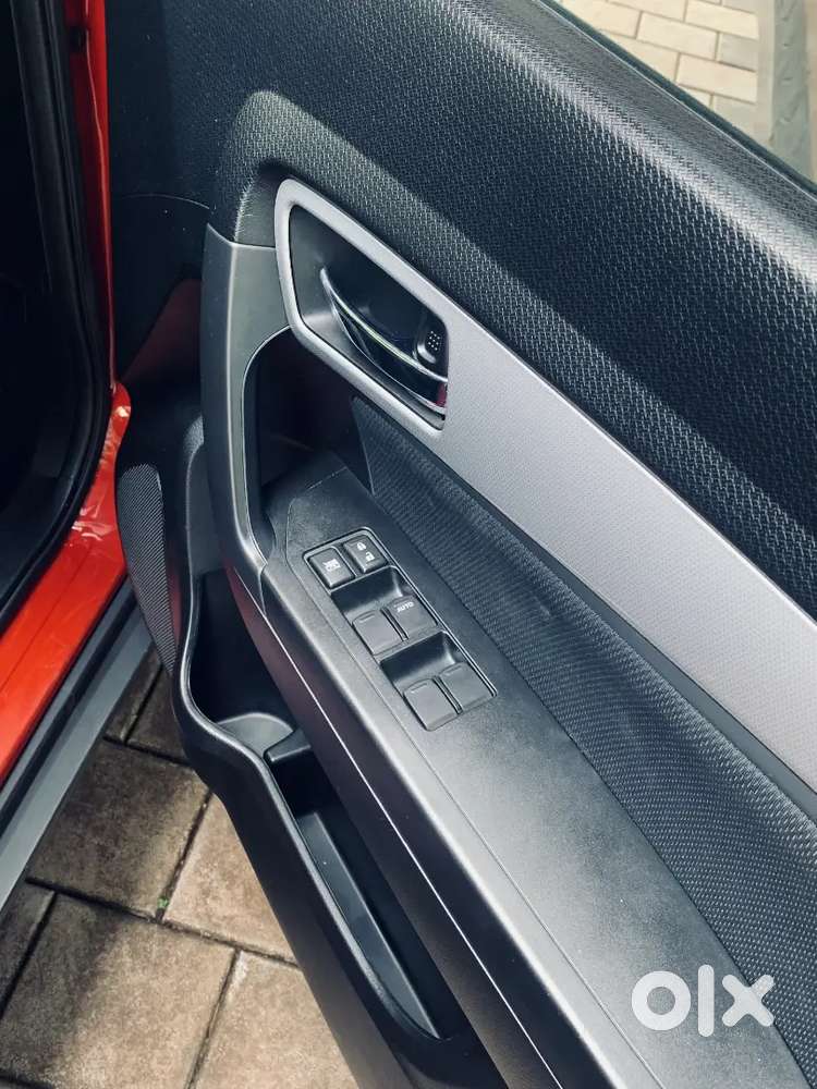 Maruti Suzuki Brezza Zxi 2021