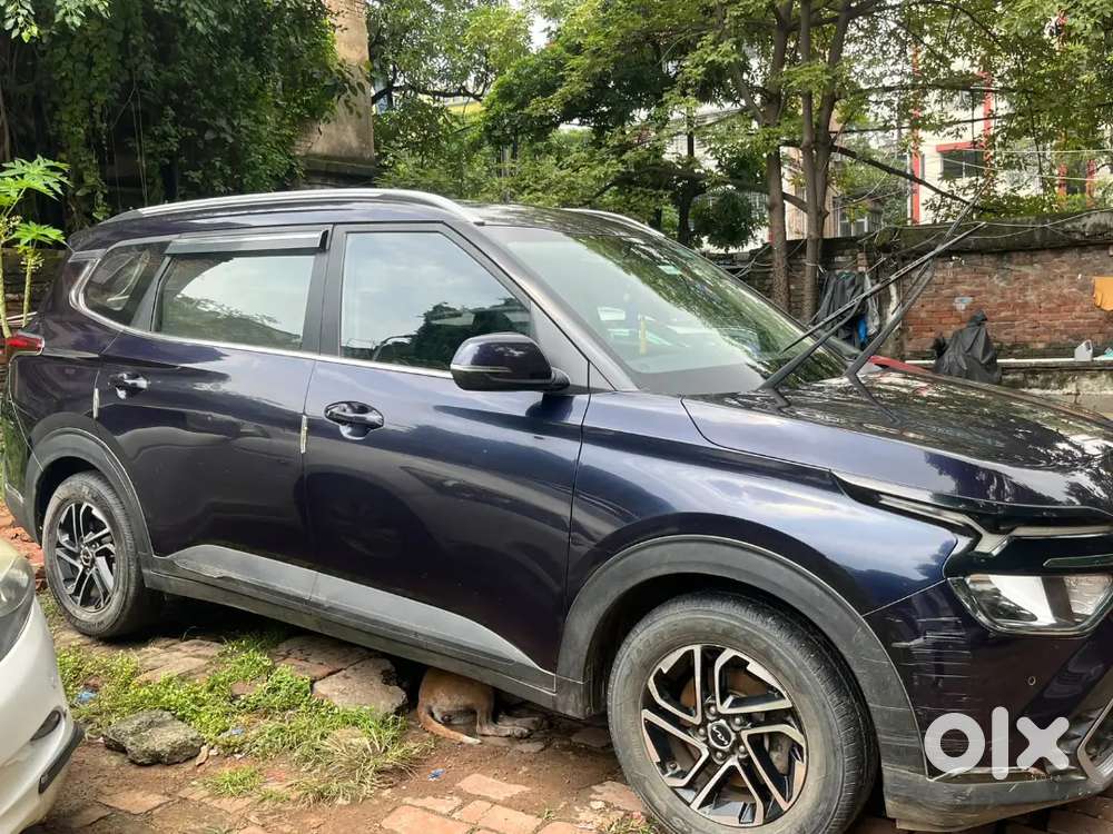 Kia Carens 2022 Petrol Manual Luxury