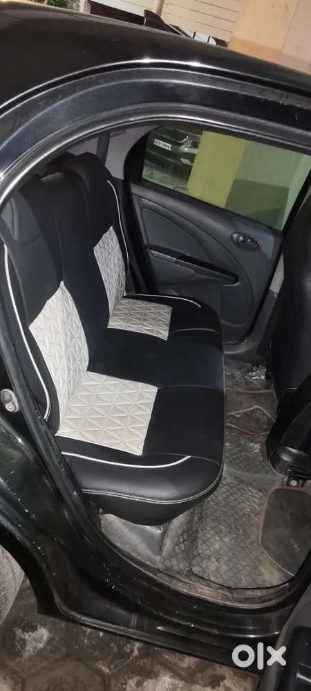 Toyota Etios Liva 2012