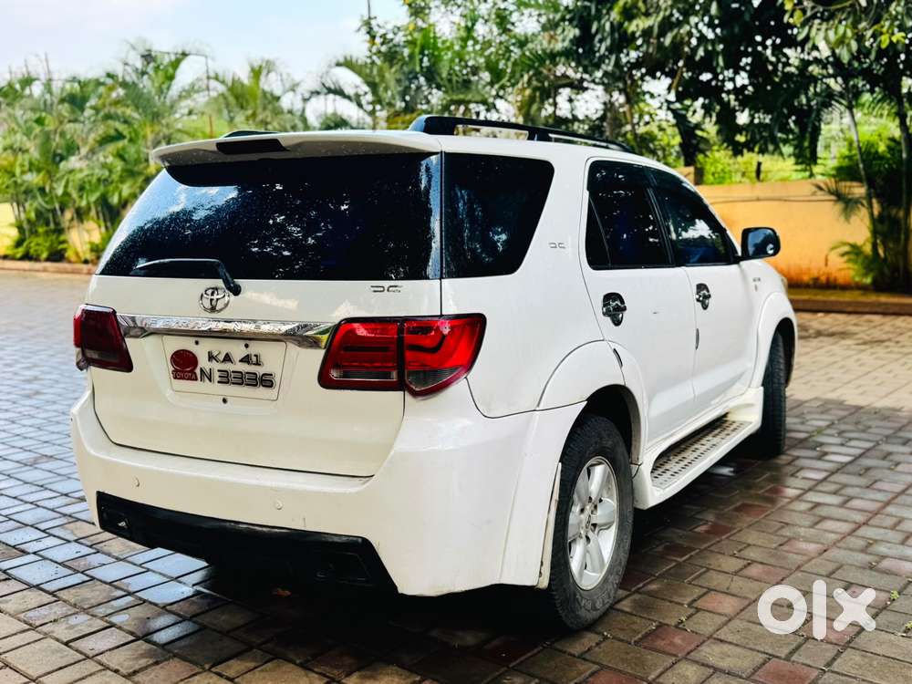 Toyota Fortuner, 2010, Diesel