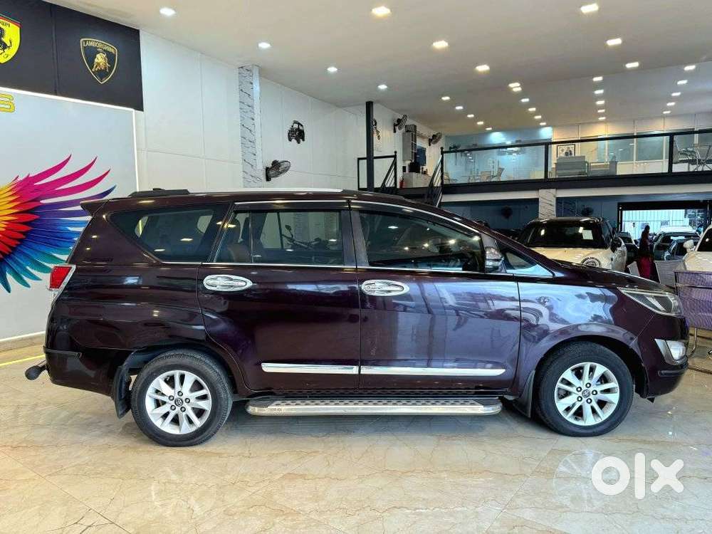Toyota Innova Crysta 2.4 V, 2017, Diesel