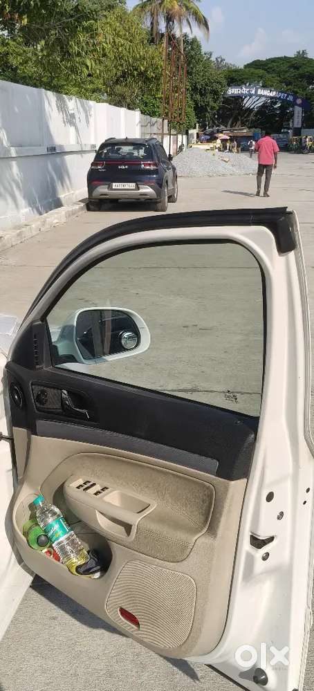 Skoda Laura 2.0 Ambiente 2012