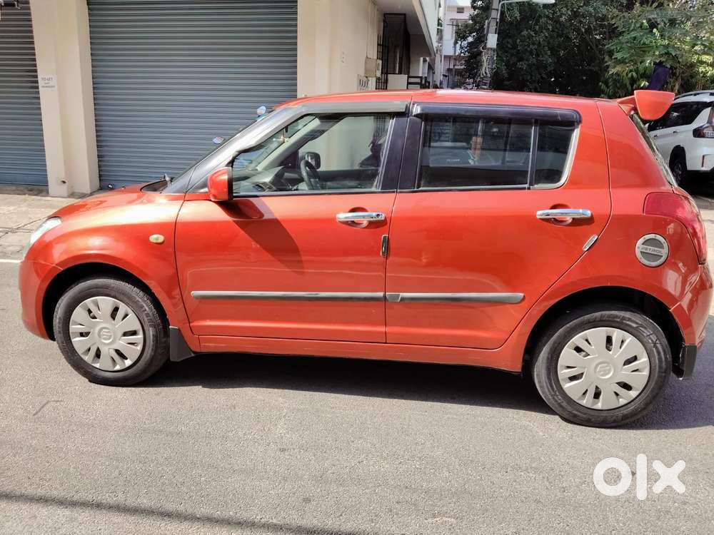 Maruti Suzuki Swift Lxi Bsiv, 2007, Petrol
