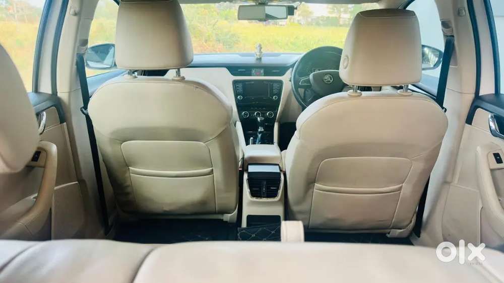 Skoda Octavia Elegance At 2.0 Cr Tdi 2016