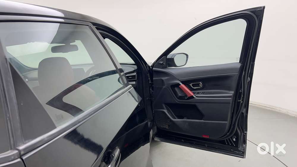 Tata Harrier 2.0 Kryotec Xza Plus (o) Red Dark Edition, 2023, Diesel