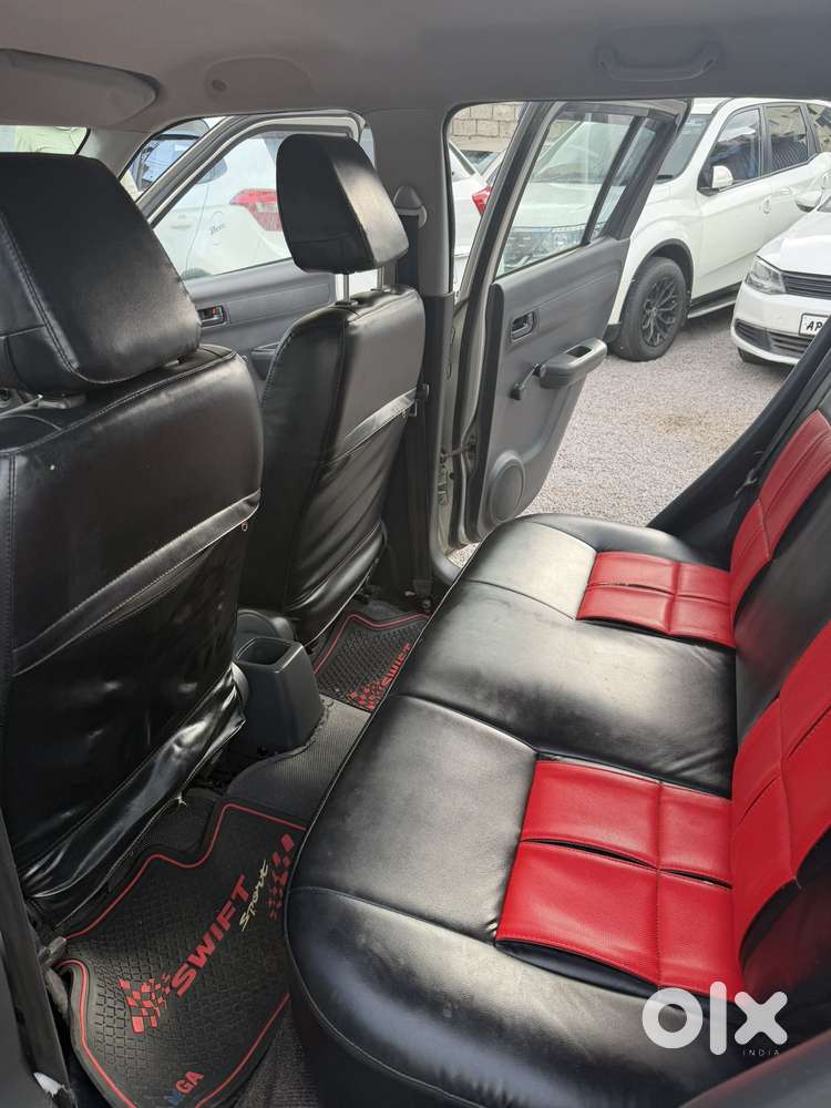 Maruti Suzuki Swift Lxi Bsiii, 2006, Petrol