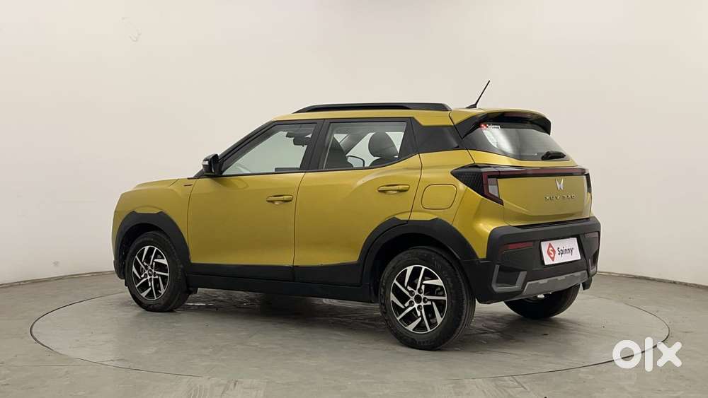 Mahindra Xuv 3xo Ax5l 1.2 Petrol At, 2024, Petrol