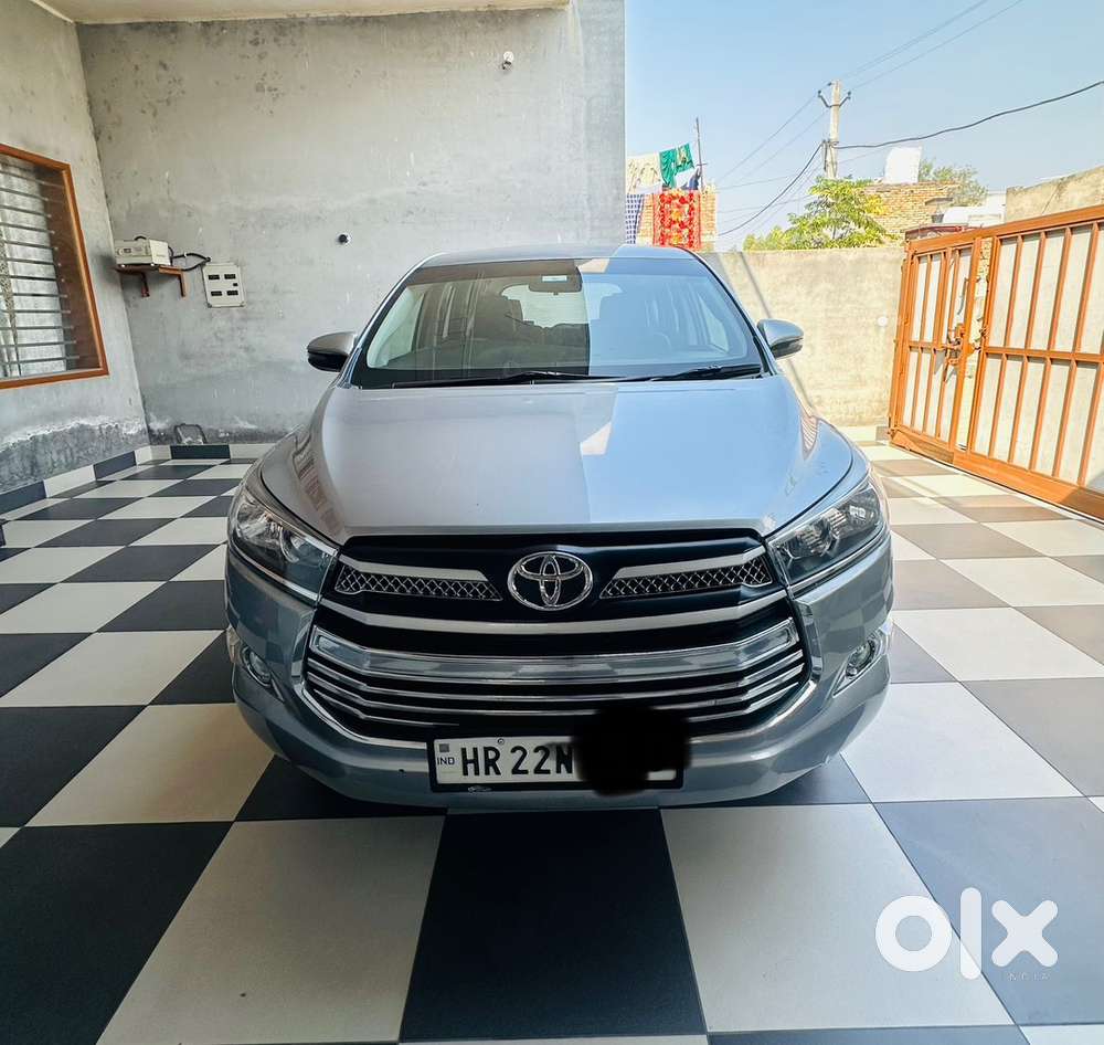 Toyota Innova Crysta 2018 Diesel Well Maintained