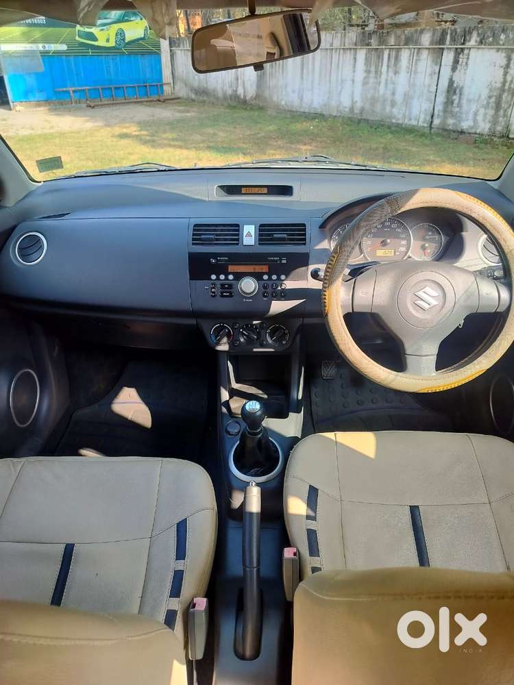 Maruti Suzuki Swift Dzire Vxi, 2011, Petrol