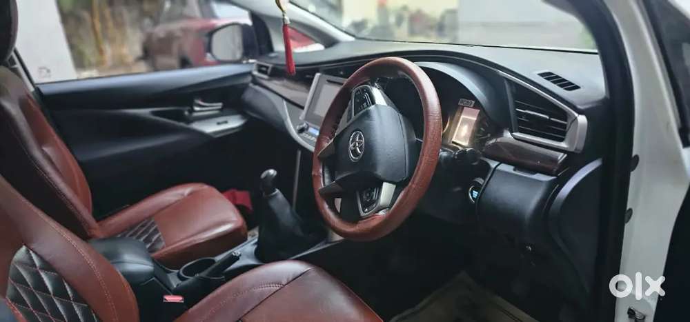 Toyota Innova Crysta V Diesel 2018 No Replacement Non Accident Orginal
