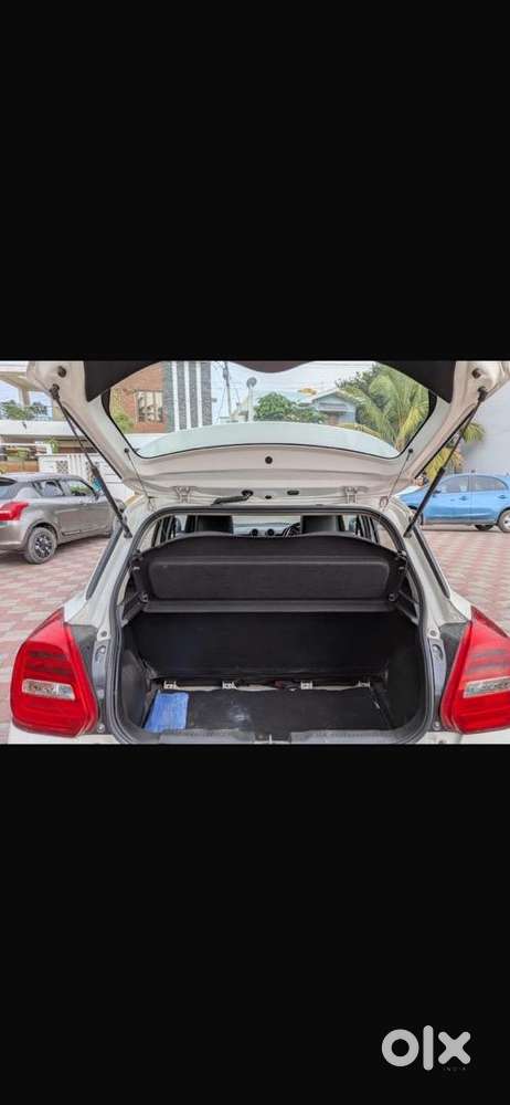 Maruti Suzuki Swift 2018 Diesel 102000 Km Driven