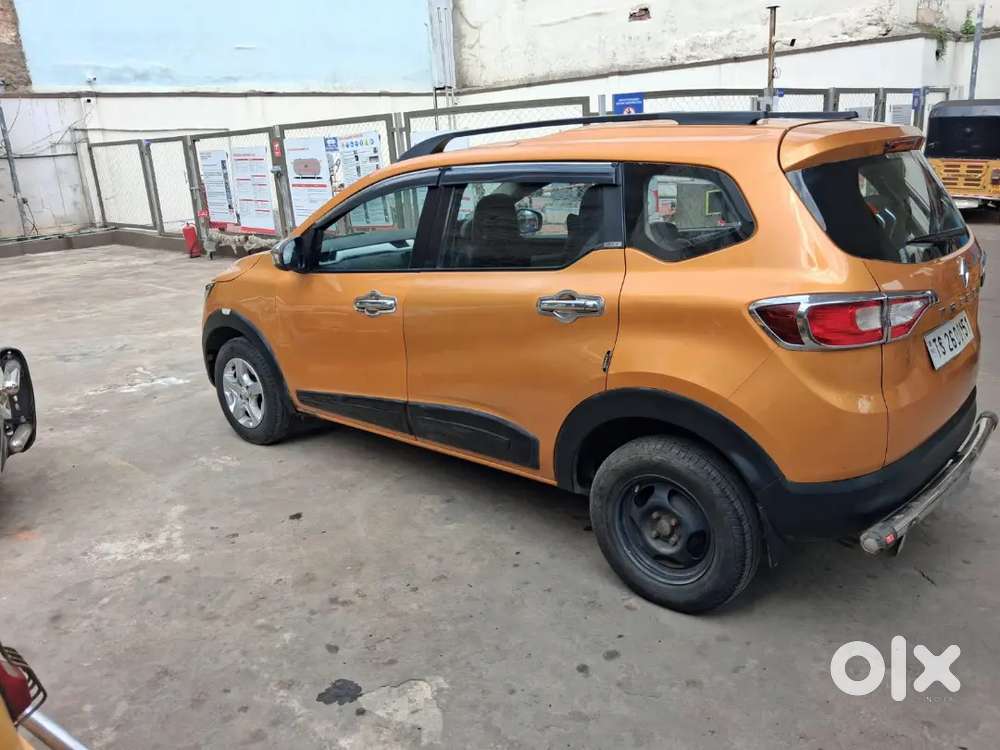 Renault Triber Rxz Petrol 2nd Owner