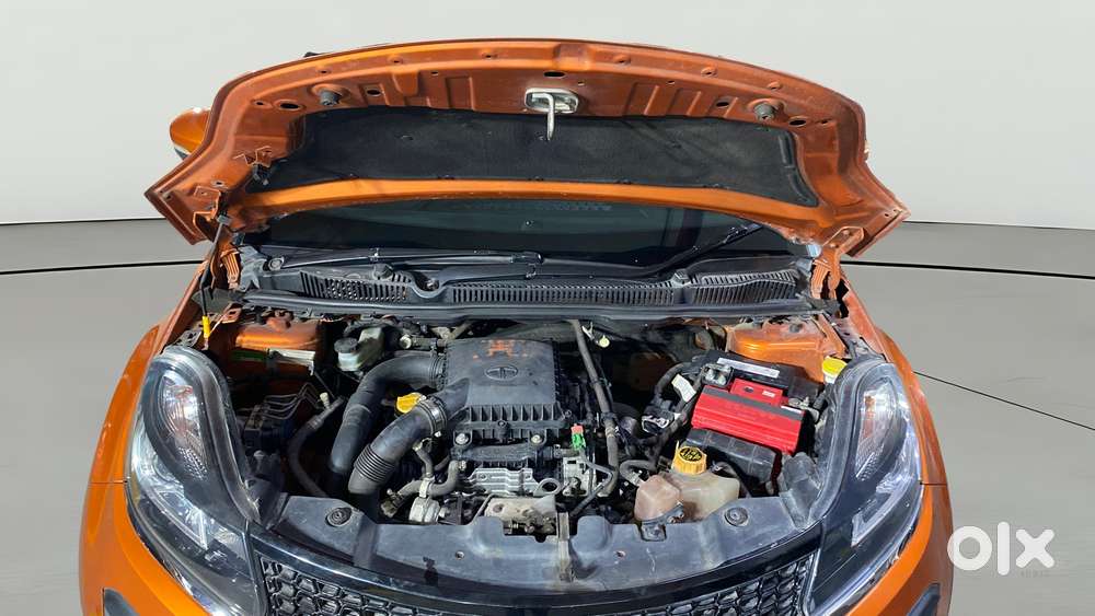 Tata Nexon 1.2 Revotron Xz Plus Dual Tone, 2019, Petrol