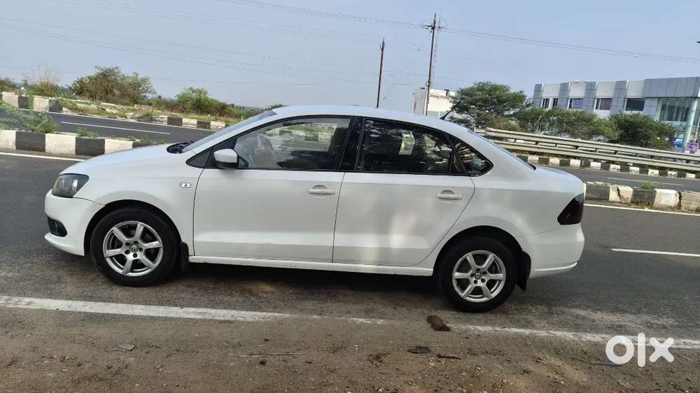 Volkswagen Vento Highline 2013