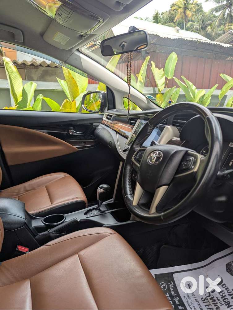 Toyota Innova Crysta 2.8 Z 2016 Diesel Automatic