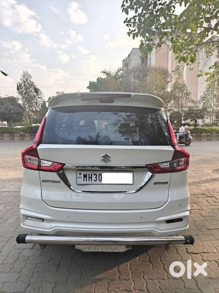 Maruti Suzuki Ertiga 1.5 Vxi, 2022, Petrol