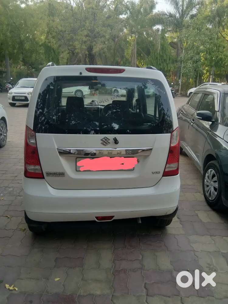 પેટ્રોલ Cng