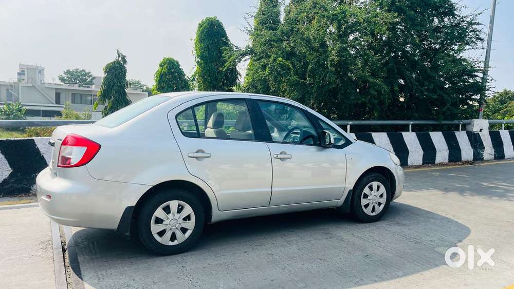 Maruti Suzuki Sx4 Vxi Bsiv, 2011, Petrol