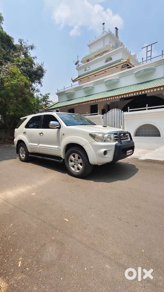 Toyota Fortuner 3.0 4x4 Manual, 2010, Diesel