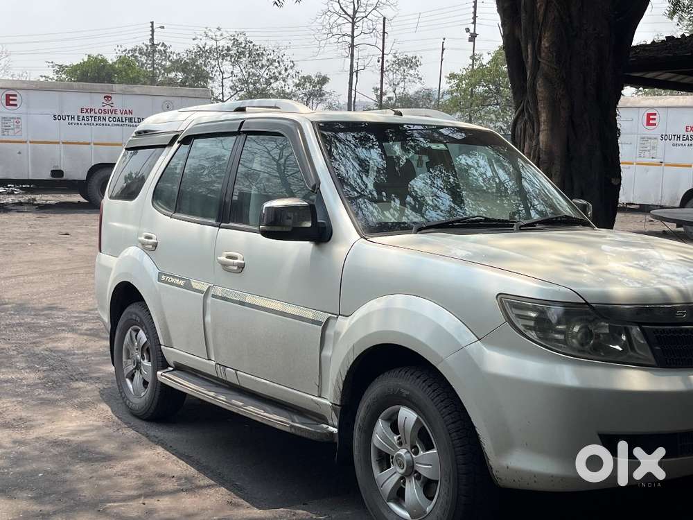 Tata Safari Storme 2014