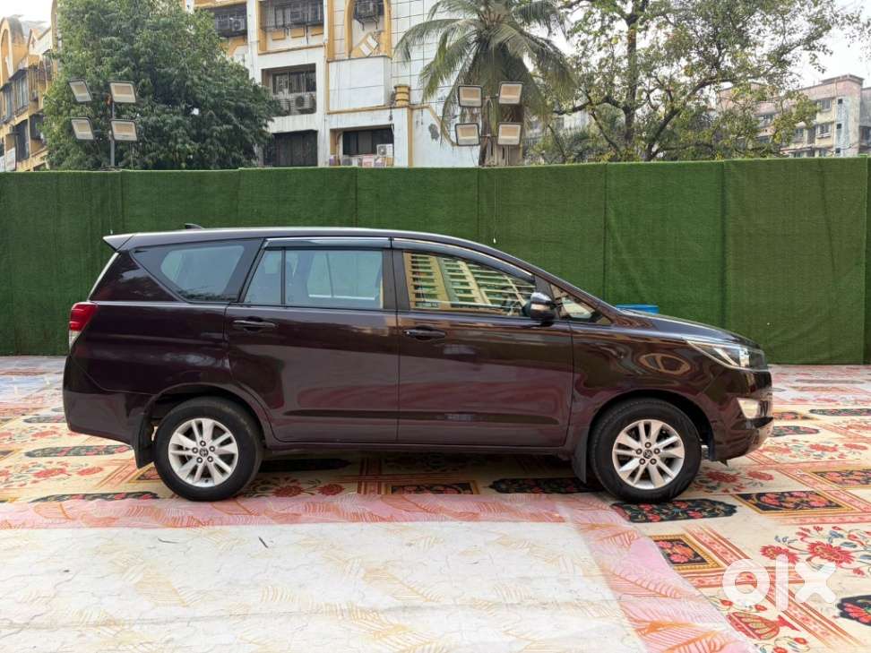 Toyota Innova Crysta 2.8 Gx At 8s, 2017, Diesel