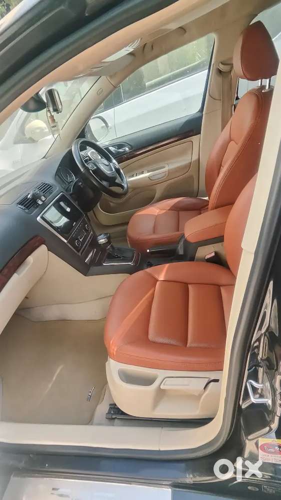 Skoda Laura 2012 Diesel 100000 Km Driven