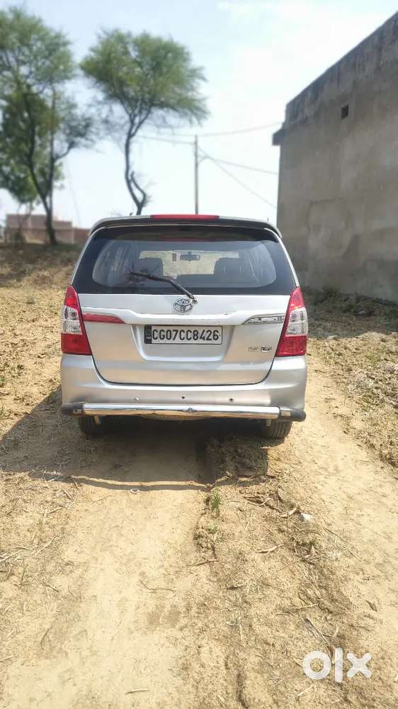 Toyota Innova 2.5 G 2015