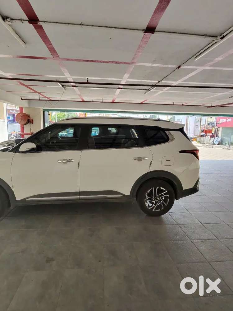 Kia Carens Diesel At Luxury Option