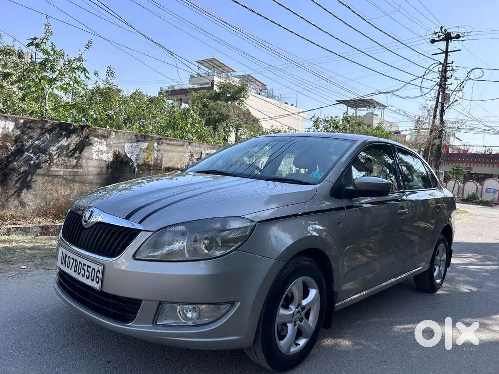 Doctor Driven Skoda Rapid 2014 Diesel Well Maintained