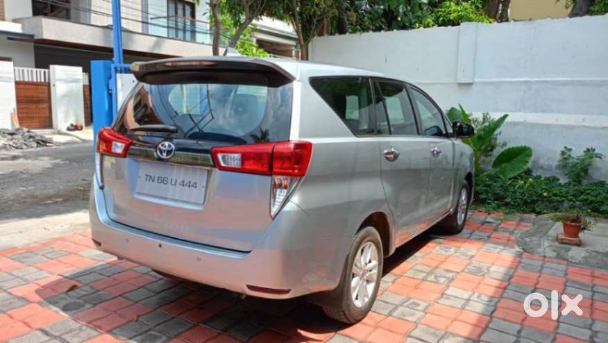 Toyota Innova Crysta 2.4 G Mt 7 Str, 2017, Diesel