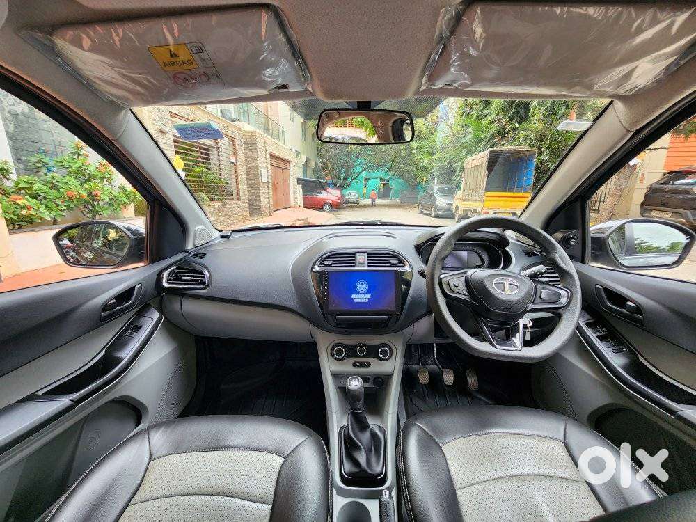 Tata Tiago 1.2 Revotron XT (O), 2023, Petrol