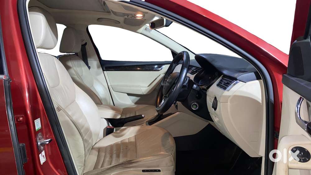 Skoda Octavia 1.8 Tsi Style Plus At, 2016, Petrol