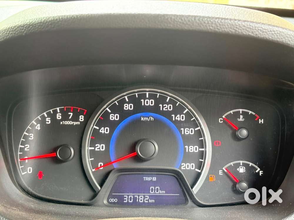 Hyundai Grand I10 2014 Petrol Well Maintained