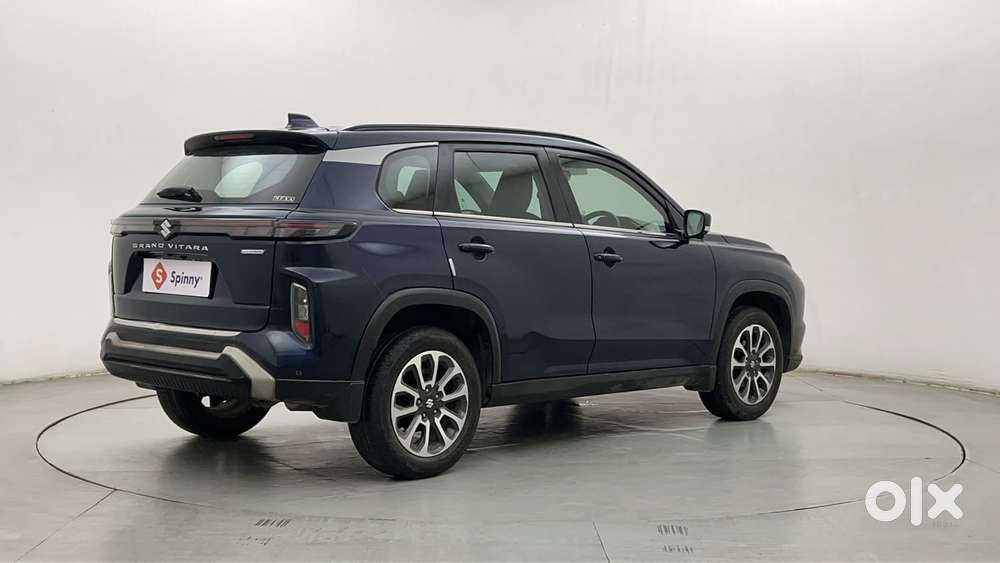 Maruti Suzuki Grand Vitara 1.5 Alpha Smart Hybrid At, 2022, Petrol