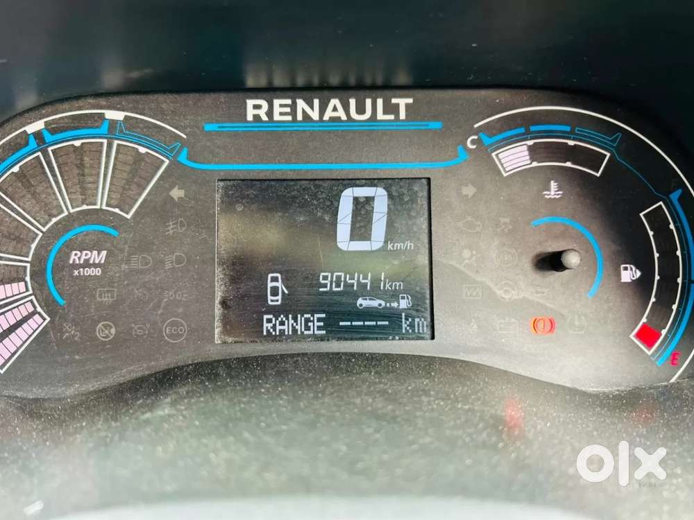 Renault Triber Rxz, 2019, Petrol