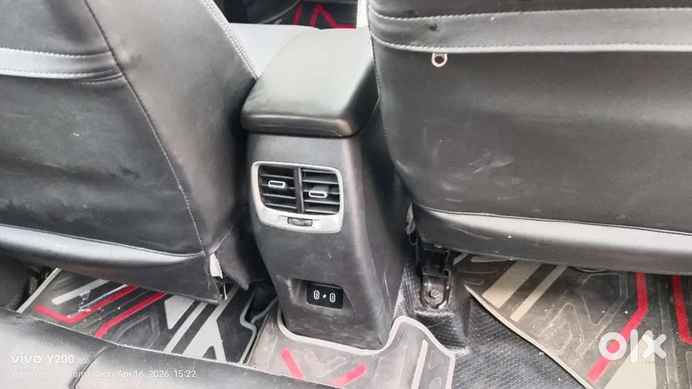 Hyundai Venue Diesel Sx Manual / Year - 2022 / 1st Owner / Km 30500