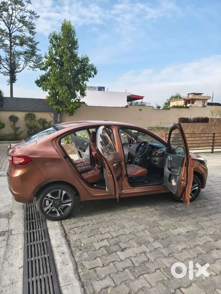 Tata Tigor Petrol 2017