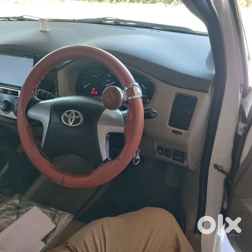 Toyota Innova Diesel 7 Str 2013 Model