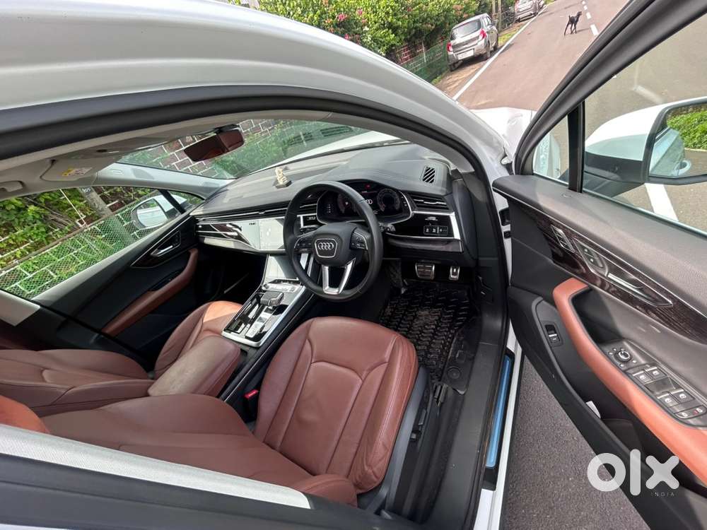 Audi Q7 3.0 Petrol 2024 Hybrid Quattro