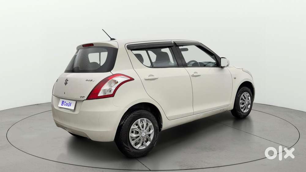 Maruti Suzuki Swift 1.2 Lxi (o), 2017, Petrol