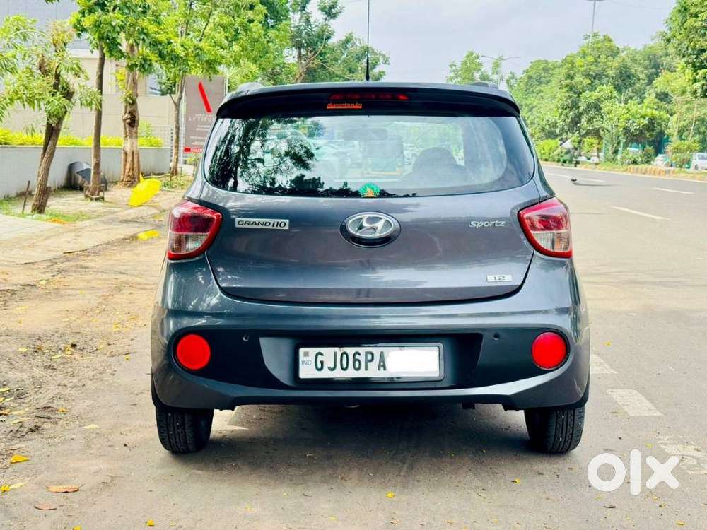 Hyundai Grand I10 Sportz (o) 1.2 At Vtvt, 2019, Petrol