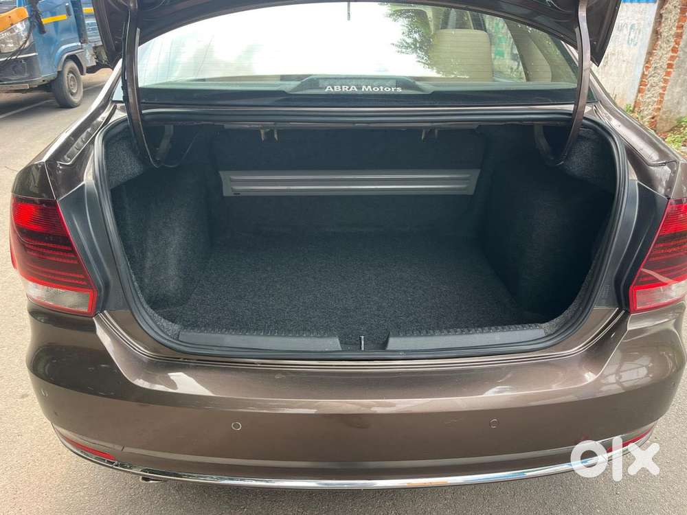 Volkswagen Vento 1.2 Tsi Highline At, 2016, Petrol