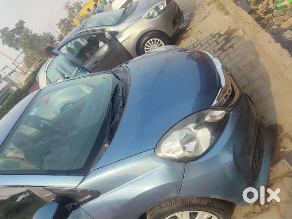 Honda Amaze 2017 Blue Colour