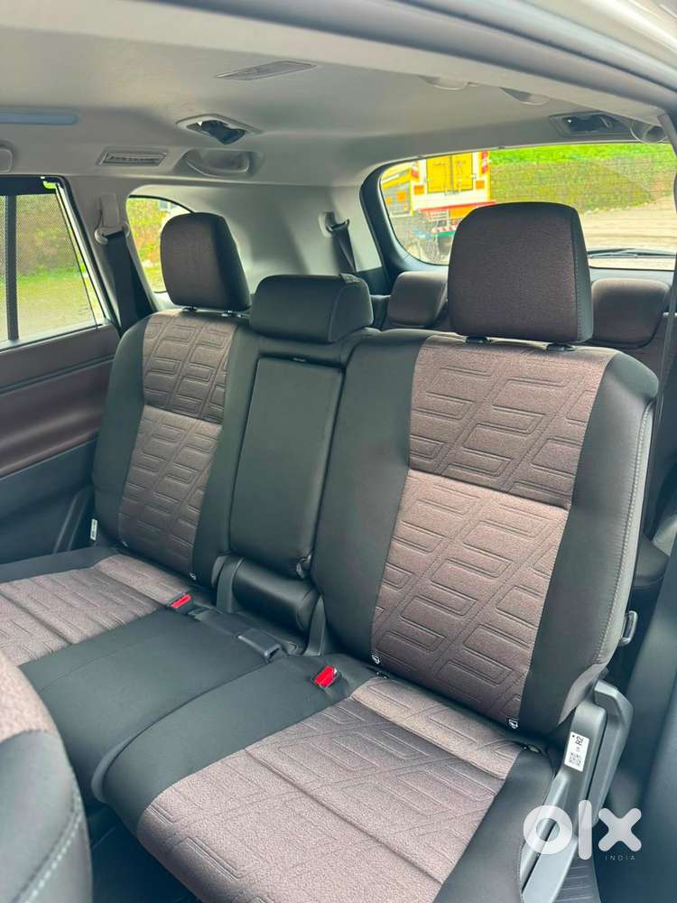 Toyota Innova Hycross 2026 Petrol Strong Hybrid H-ev