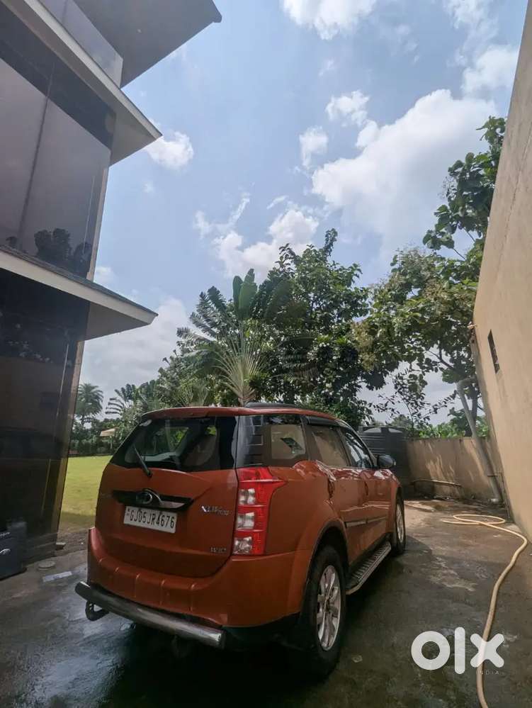Mahindra Xuv500 2016 Diesel, Push Start,and Sunroof