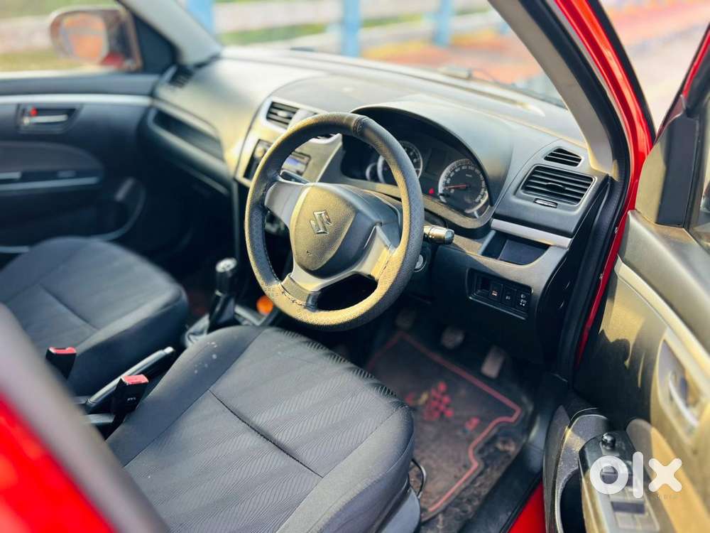 Maruti Suzuki Swift Vxi + Manual, 2012, Petrol