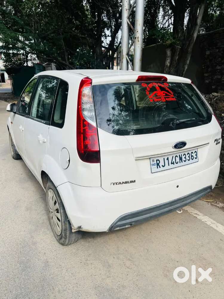 Ford Figo Diesel Titanium 2011